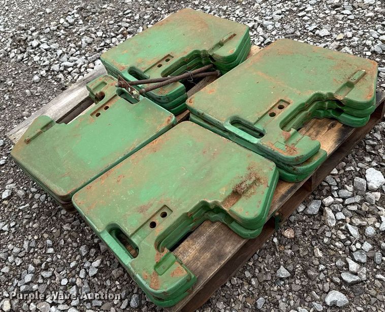 image for item ER1068 1983 John Deere 4450 MFWD tractor