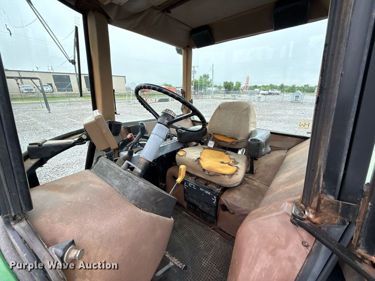 image for item ER1068 1983 John Deere 4450 MFWD tractor