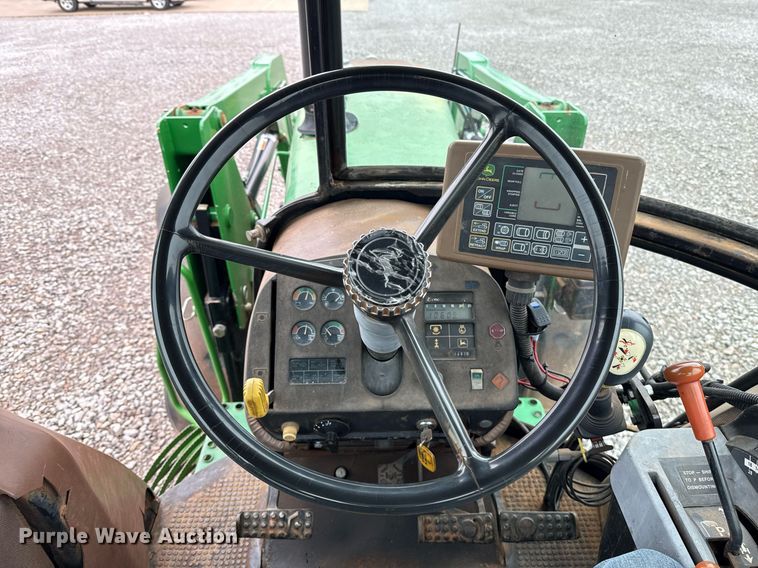 image for item ER1068 1983 John Deere 4450 MFWD tractor