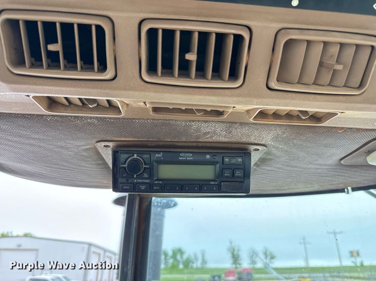 image for item ER1068 1983 John Deere 4450 MFWD tractor