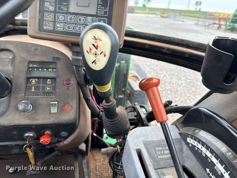 image for item ER1068 1983 John Deere 4450 MFWD tractor