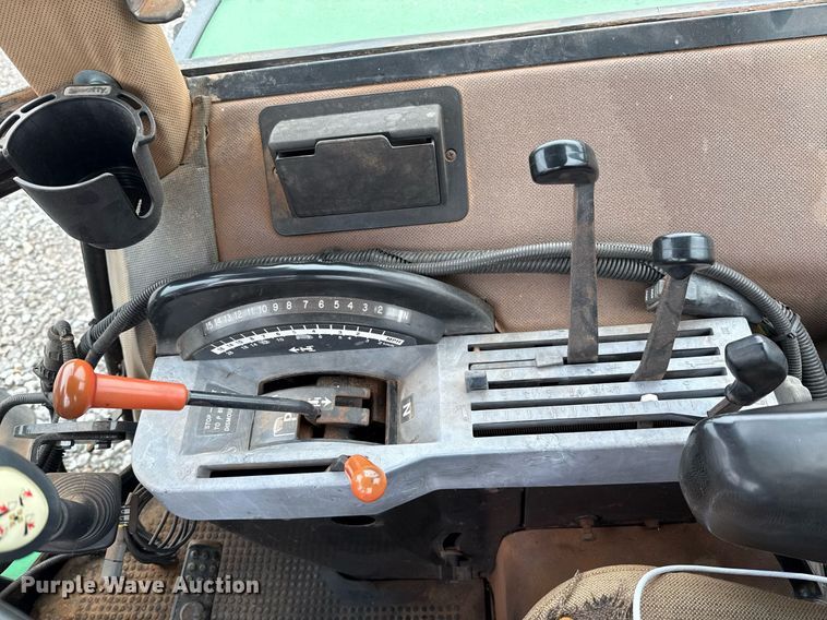 image for item ER1068 1983 John Deere 4450 MFWD tractor