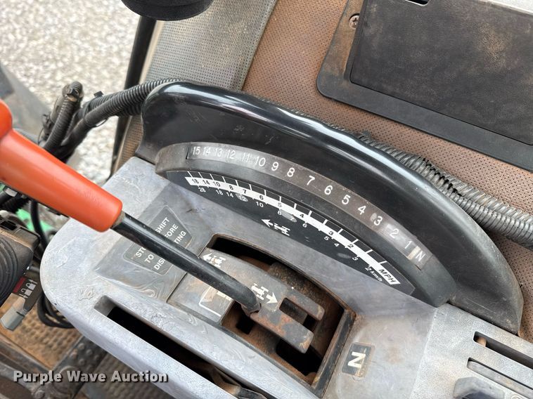 image for item ER1068 1983 John Deere 4450 MFWD tractor