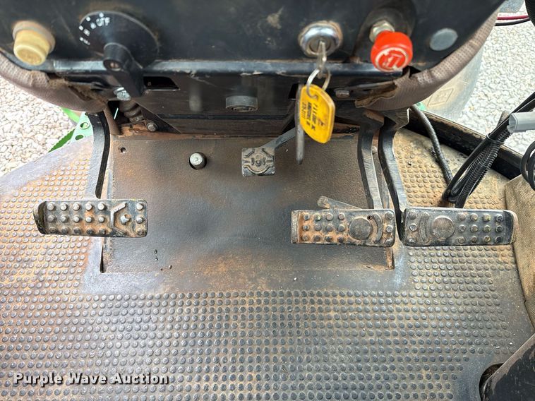 image for item ER1068 1983 John Deere 4450 MFWD tractor