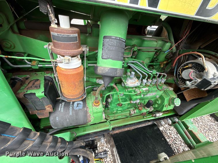 image for item ER1068 1983 John Deere 4450 MFWD tractor