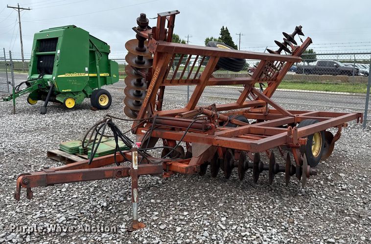 image for item ER1069 Sunflower tandem disk