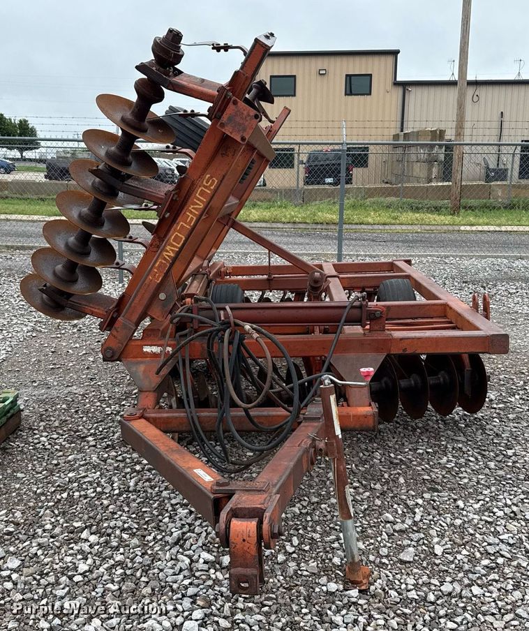 image for item ER1069 Sunflower tandem disk