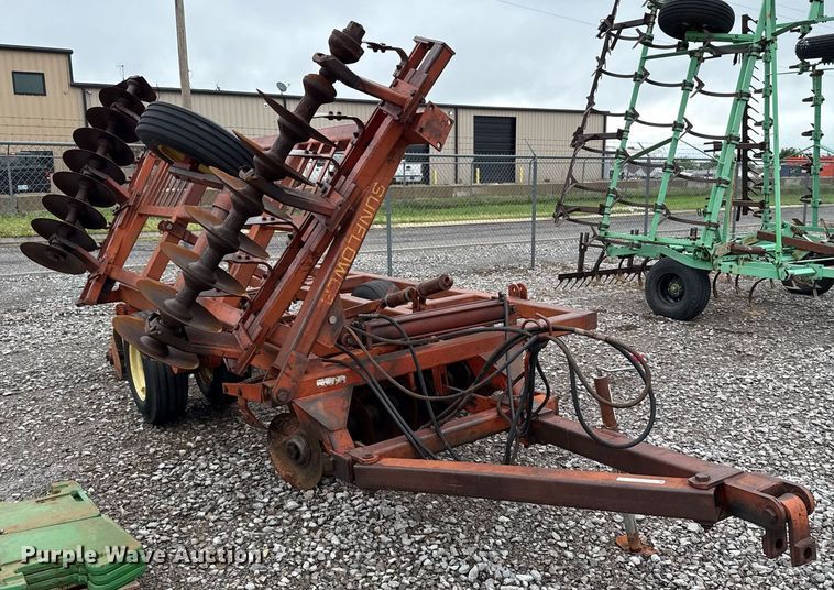 image for item ER1069 Sunflower tandem disk