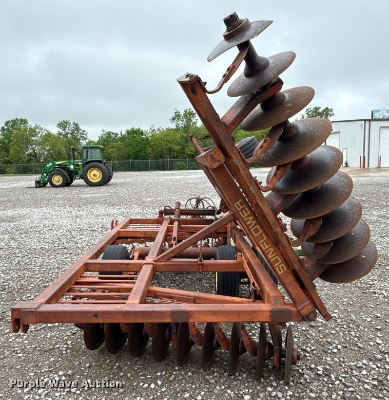 image for item ER1069 Sunflower tandem disk