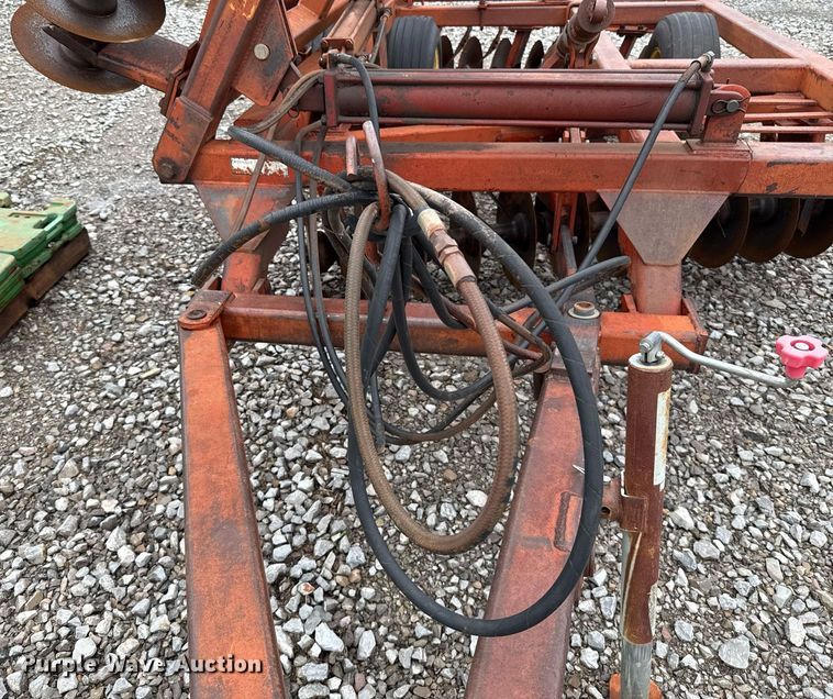 image for item ER1069 Sunflower tandem disk