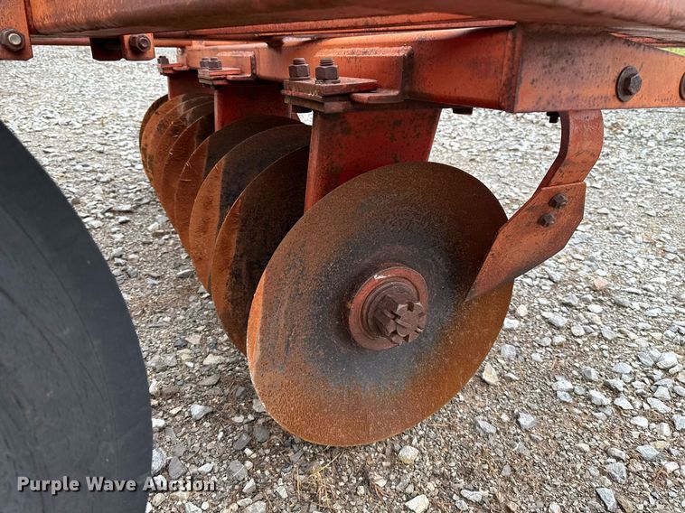 image for item ER1069 Sunflower tandem disk