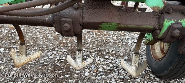 image for item ER1070 Deutz-Allis 1300 field cultivator