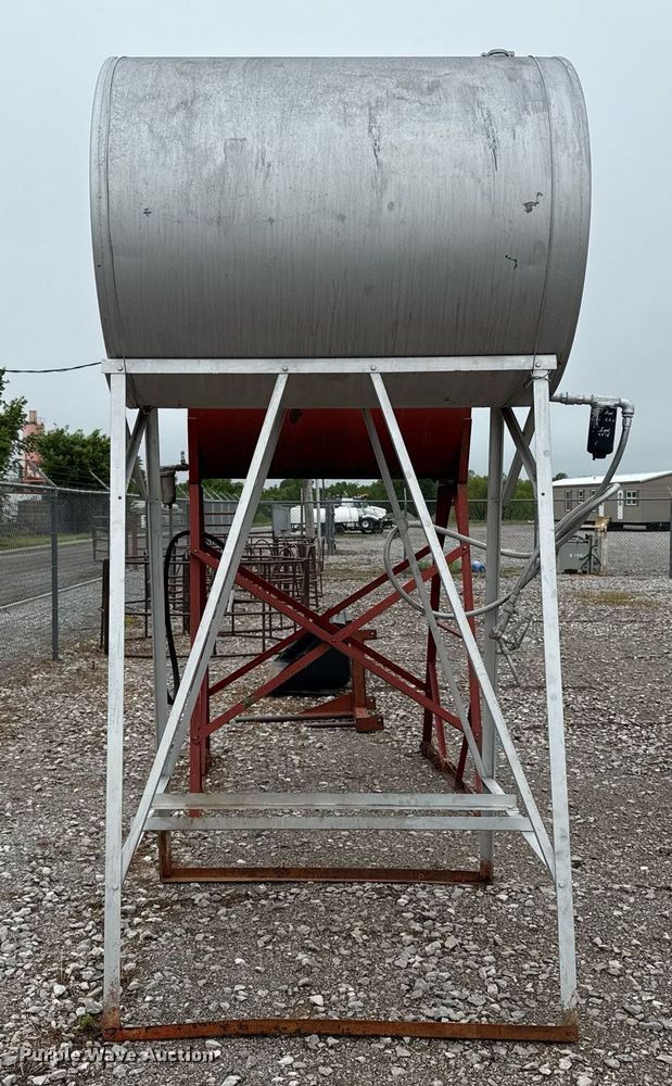 image for item ER1073 Fuel tank