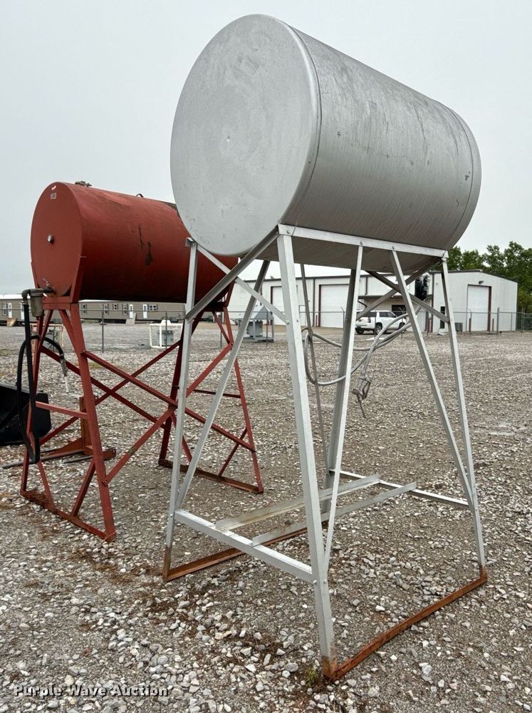 image for item ER1073 Fuel tank