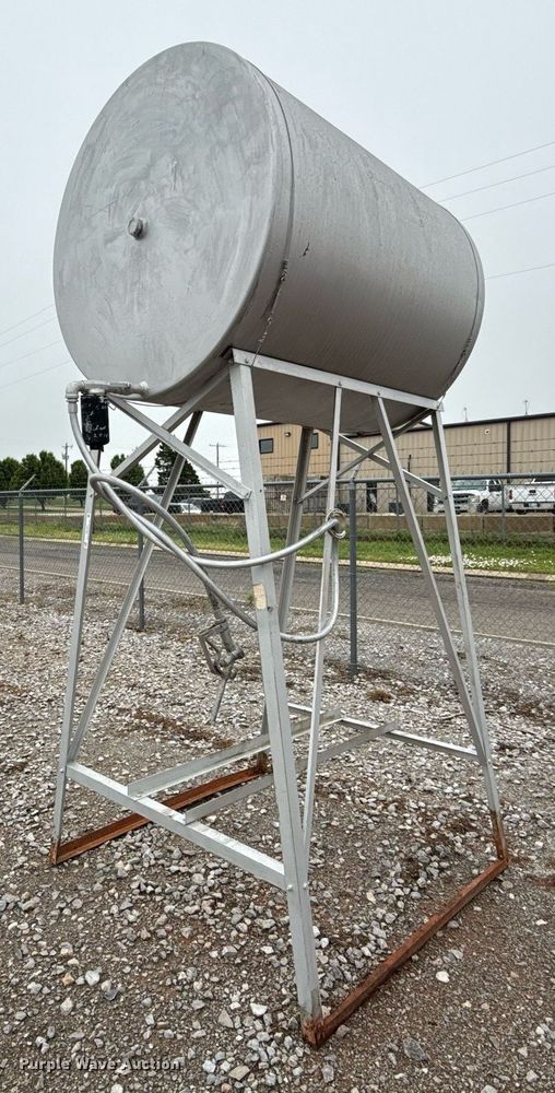 image for item ER1073 Fuel tank