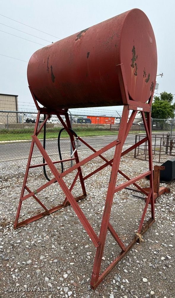 image for item ER1074 Fuel tank