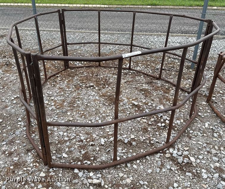 image for item ER1075 (5) round bale feeders