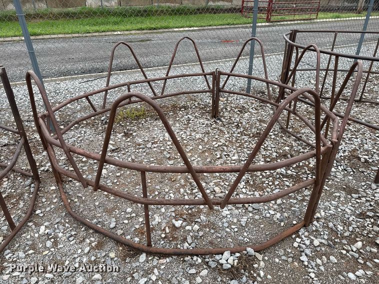 image for item ER1075 (5) round bale feeders