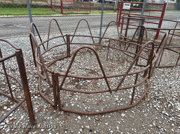 image for item ER1075 (5) round bale feeders