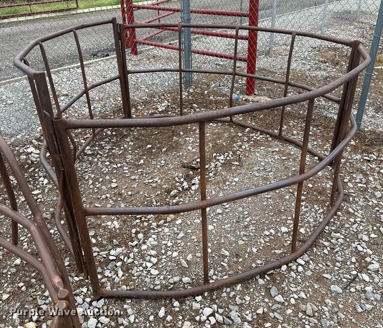 image for item ER1075 (5) round bale feeders