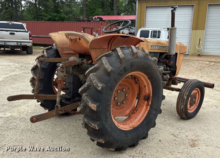 image for item ND9713 Kubota L210 tractor