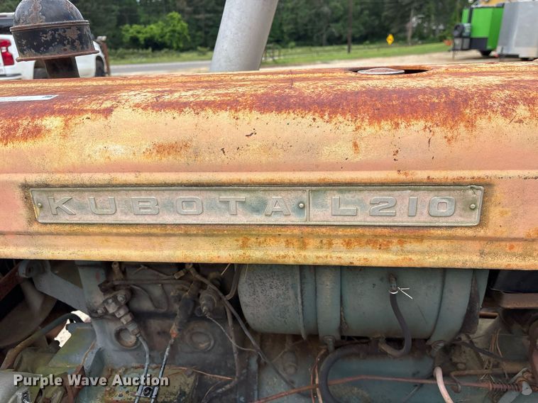 image for item ND9713 Kubota L210 tractor