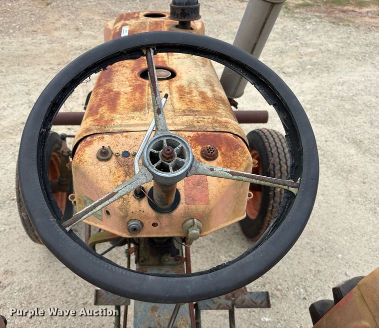 image for item ND9713 Kubota L210 tractor