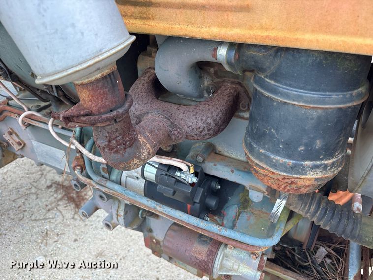 image for item ND9713 Kubota L210 tractor