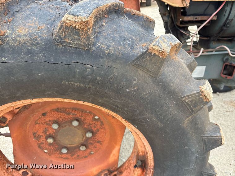 image for item ND9713 Kubota L210 tractor