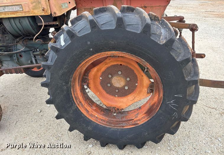 image for item ND9713 Kubota L210 tractor