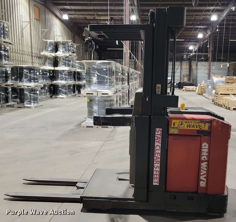 image for item NV9837 Raymond EASI-OPC30TT order picker