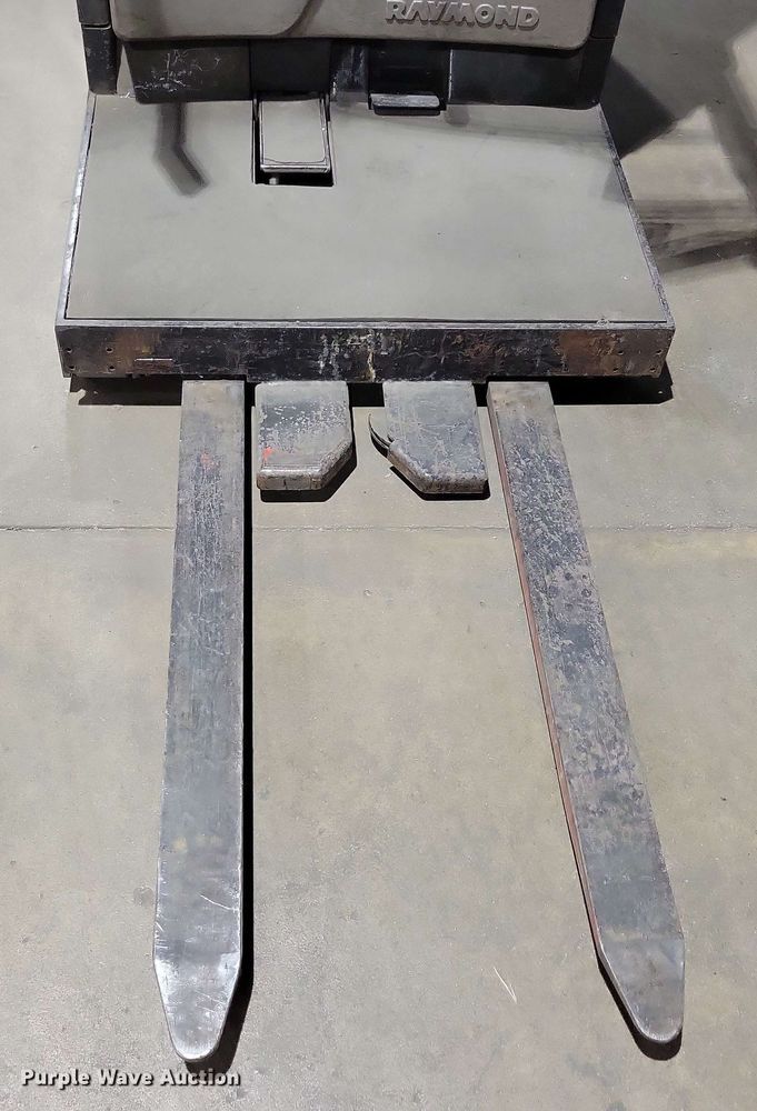 image for item NV9837 Raymond EASI-OPC30TT order picker