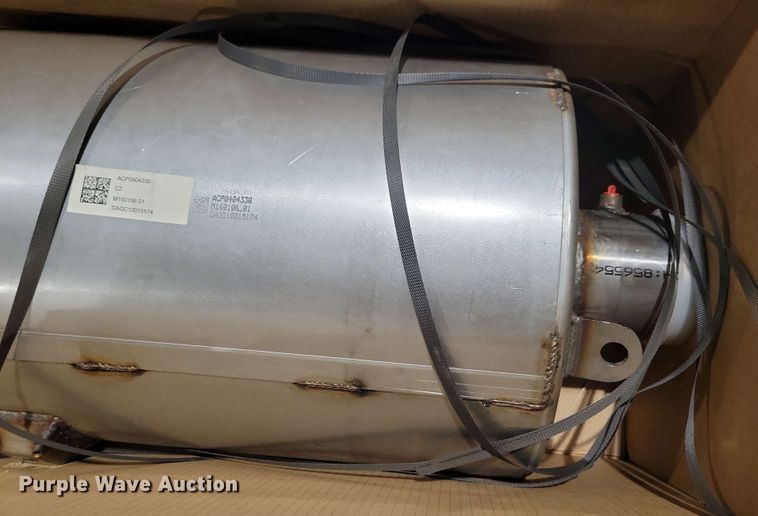 image for item NV9840 (3) Agco exhaust systems