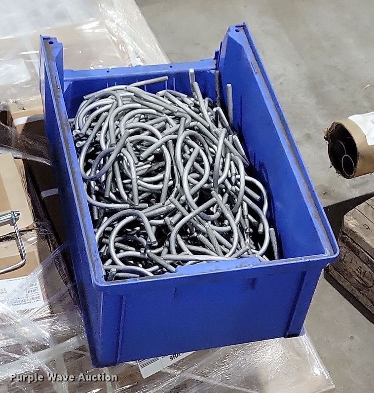 image for item NV9845 Tractor parts