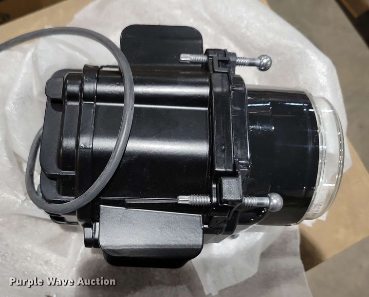 image for item NV9847 (30) Hella LED lights