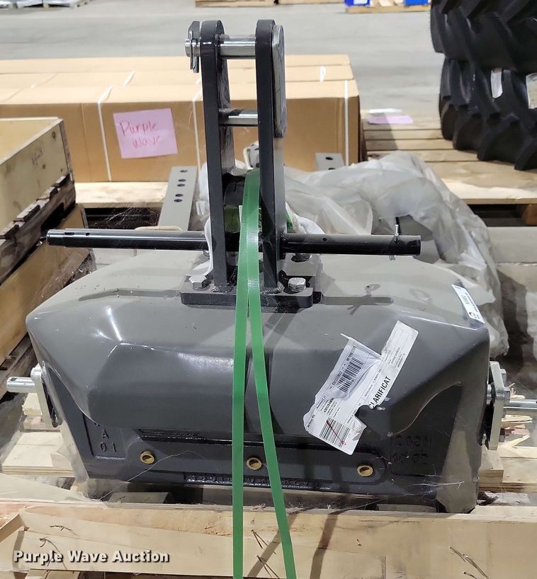 image for item NV9852 Agco 850 kg weight