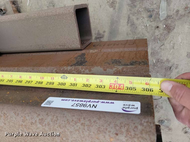 image for item NV9857 Steel tubing