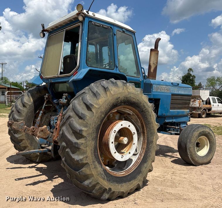 image for item OB9678 Ford TW-30 tractor