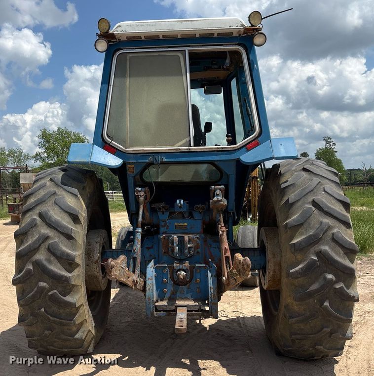 image for item OB9678 Ford TW-30 tractor