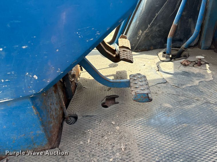 image for item OB9678 Ford TW-30 tractor