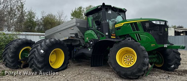 image for item YA0526 2025 John Deere 800R spreader