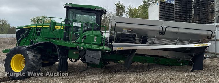 image for item YA0526 2025 John Deere 800R spreader