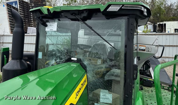 image for item YA0526 2025 John Deere 800R spreader