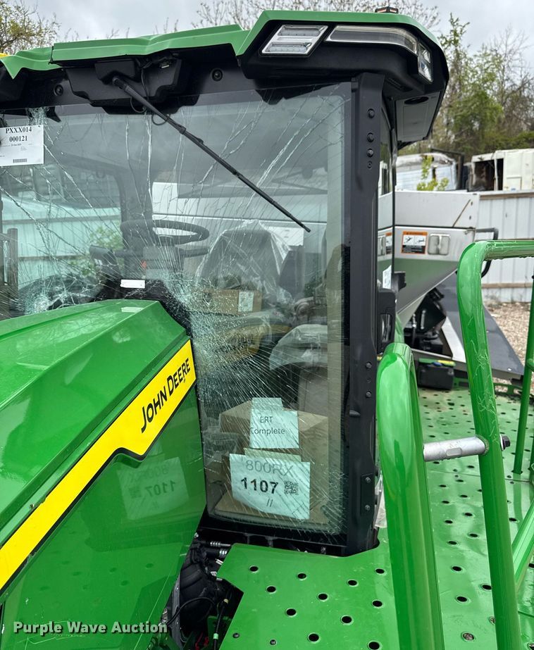 image for item YA0526 2025 John Deere 800R spreader