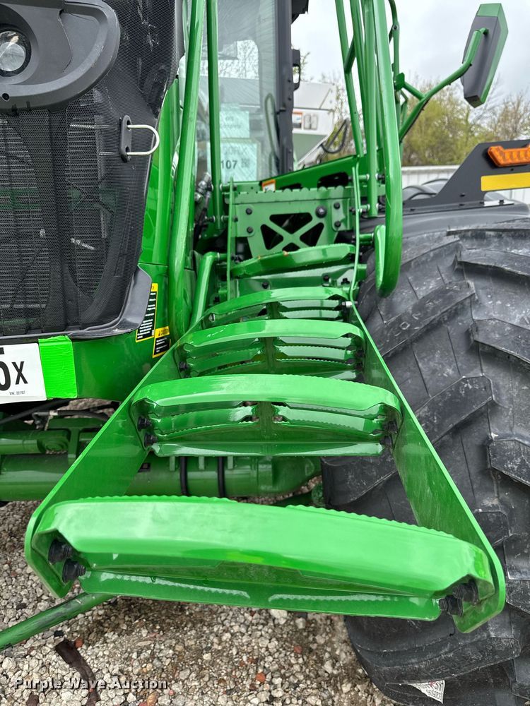 image for item YA0526 2025 John Deere 800R spreader