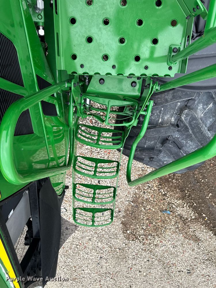 image for item YA0526 2025 John Deere 800R spreader