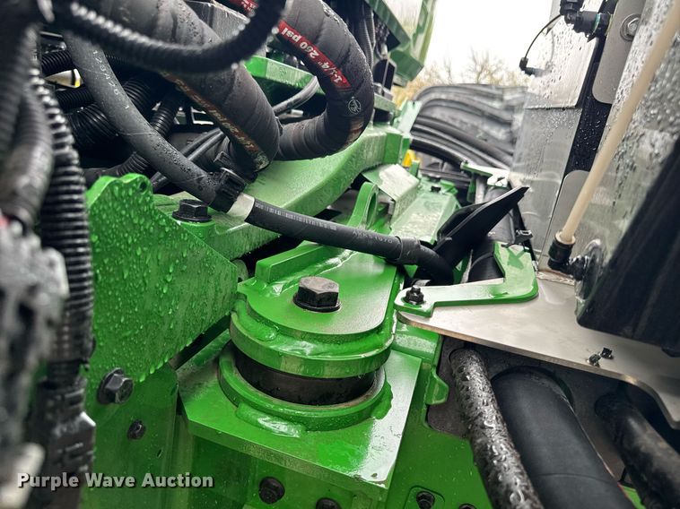 image for item YA0526 2025 John Deere 800R spreader