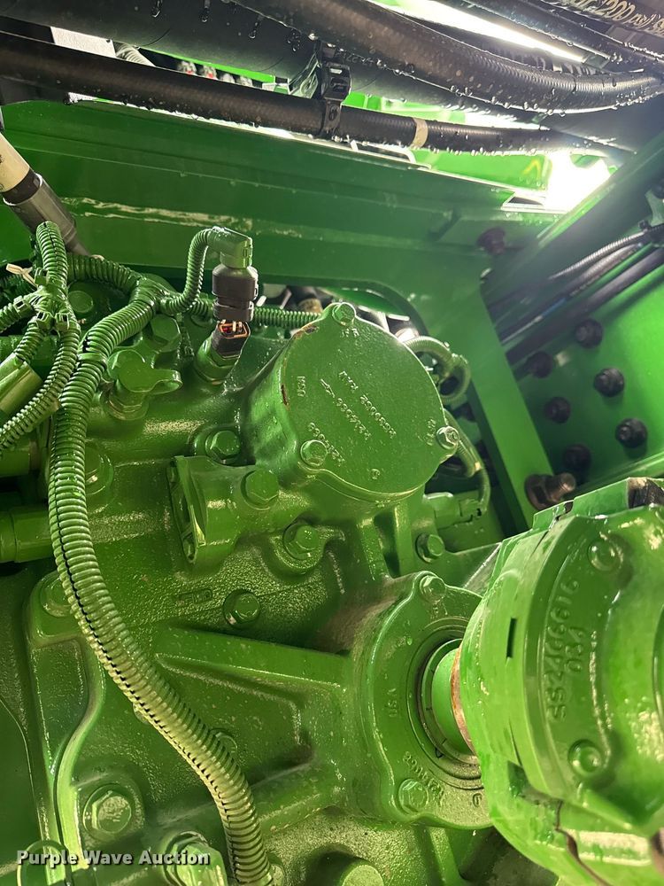 image for item YA0526 2025 John Deere 800R spreader