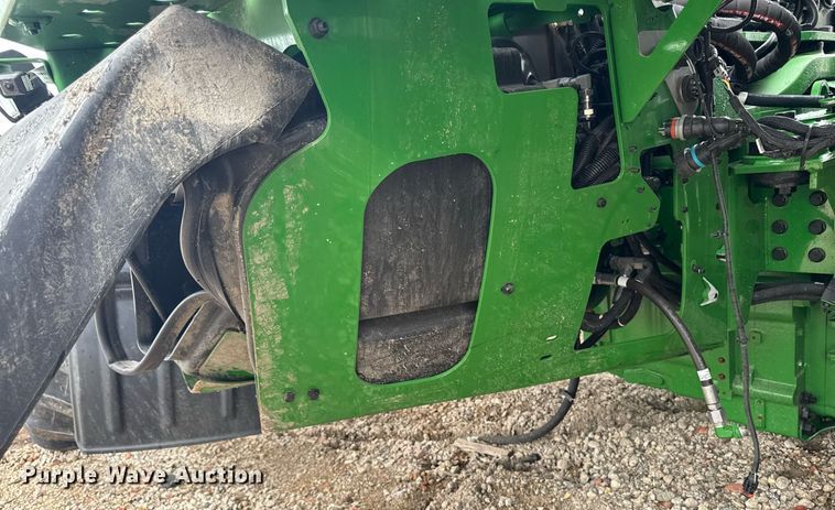 image for item YA0526 2025 John Deere 800R spreader