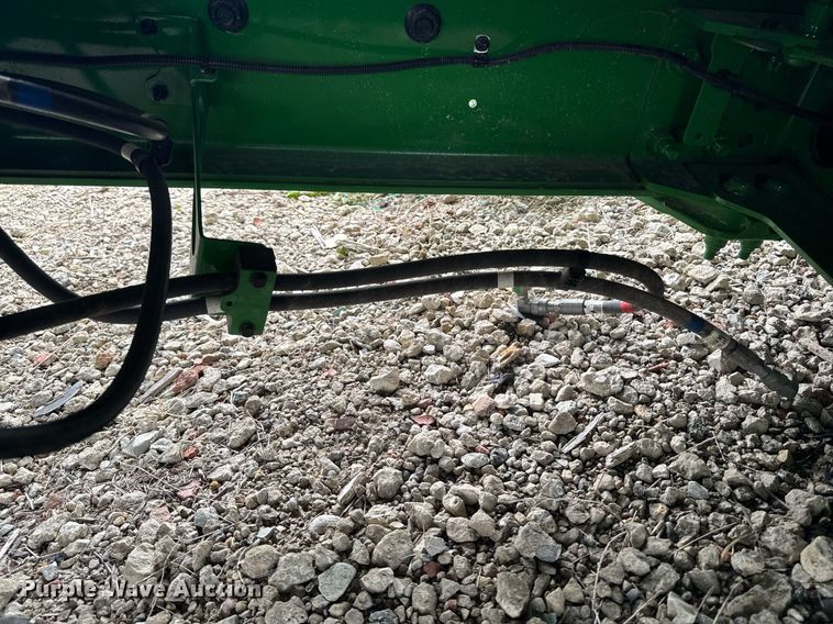 image for item YA0526 2025 John Deere 800R spreader